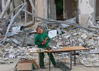 Israel steps up Gaza attacks amid renewed ceasefire push