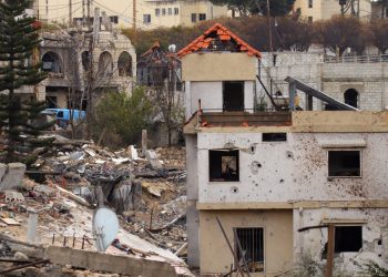 Israel targets southern Lebanon; Netanyahu says army to not leave by Sunday