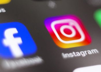 Meta says it's not automatically making users' accounts follow Trump on Instagram and Facebook