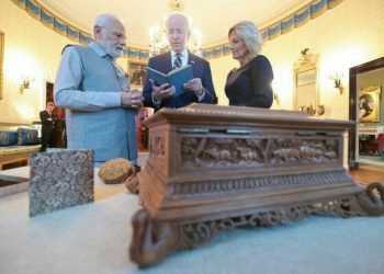 Modi gifted a precious stone to US First Lady