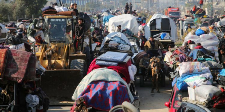 Palestinians return to Gaza City as mediators look ahead to next stage