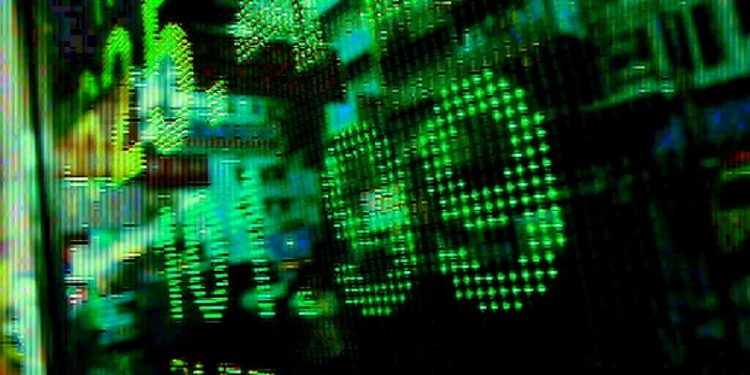 South Korean shares rise; domestic political developments in focus