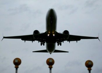 US airlines cancel over 1,300 flights after winter storm