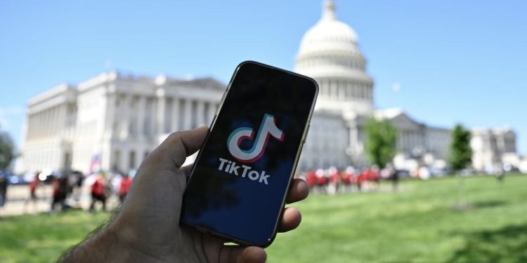 Ultrawealthy investors are vying to buy TikTok — here's what some say they'd do with the mega-app