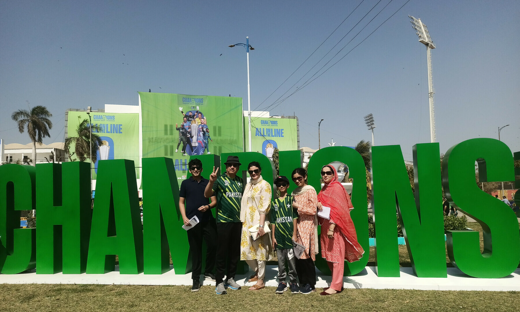  Cricket fans gather outside National Stadium as a Pakistan-New Zealand match is underway in Karachi on Feb 19, 2025. — Abyan Amir 