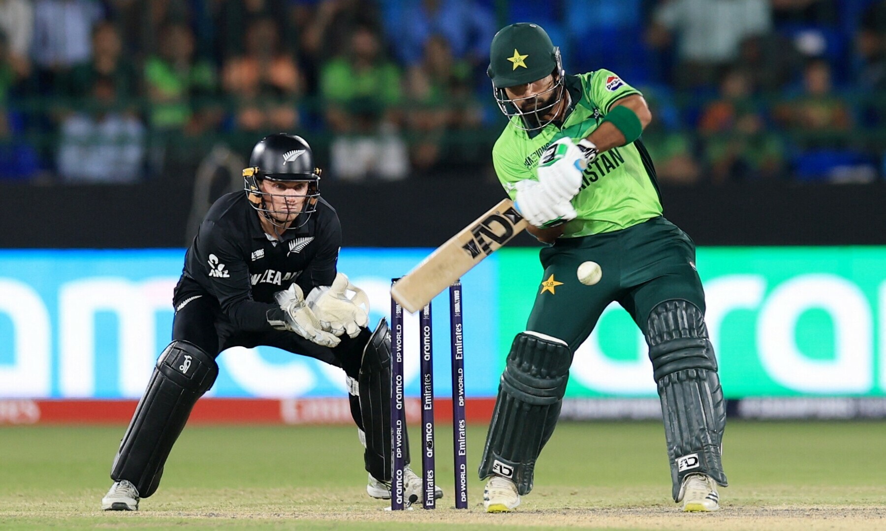  Pakistan’s Tayyab Tahir in action before losing his wicket, caught out by New Zealand’s Kane Williamson off the bowling of Mitchell Santner. — Reuters 
