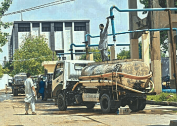 Karachi to face another major water crisis as KWSC starts line repair work