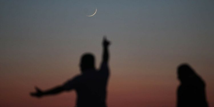 Suparco forecasts Ramazan to begin on Mar 2, Eidul Fitr to fall on 31st