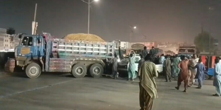 Water and power work triggers protests across multiple points in Karachi