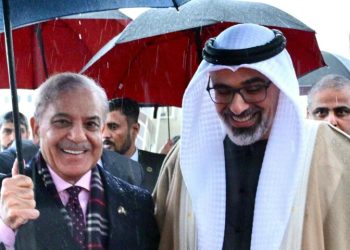 Abu Dhabi crown prince welcomed with guard of honour in Islamabad as first official visit begins