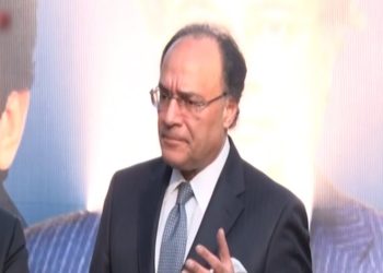 Aurangzeb confident as Pakistan awaits IMF review