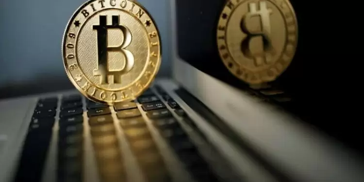 Bitcoin falls below $90,00 for first time in a month, ether tumbles - Markets