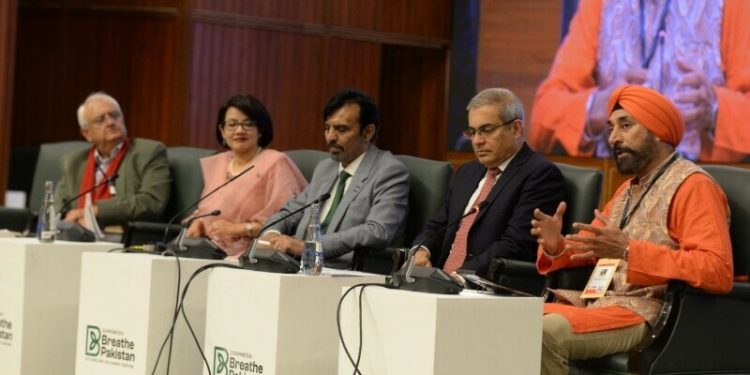 Breathe Pakistan: Experts call for urgent adaptation funding to address climate threat