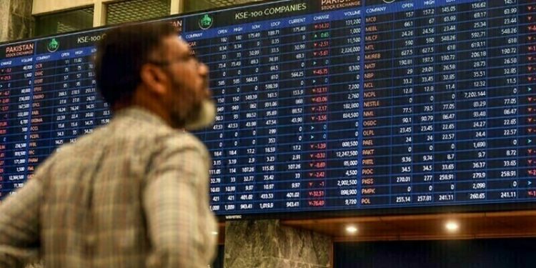 Buying spree continues, KSE-100 gains over 500 points - Markets