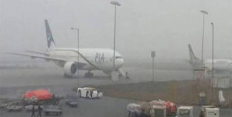 Dense Fog Disrupts Air & Road Traffic Operations in Punjab