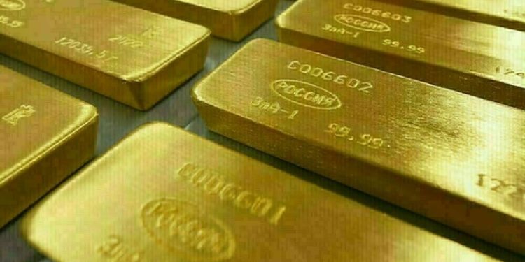 Gold price per tola falls Rs2,000 in Pakistan