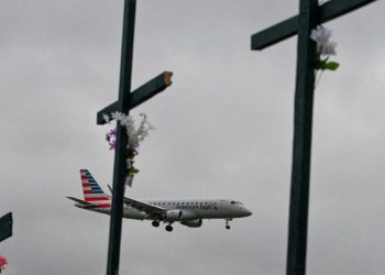 Hundreds of FAA workers were fired weeks after deadly DC crash, union says, as Trump promises aviation safety upgrades