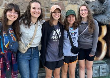 I've never been good at making friends. I do these 5 things now that I'm in my late 20s.