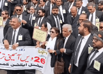 Lawyers stage protests in Islamabad as JCP meets to choose 8 SC judges