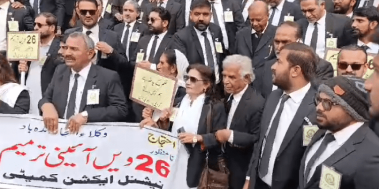 Lawyers stage protests in Islamabad as JCP meets to choose 8 SC judges