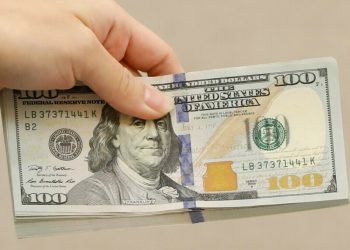 Major currencies steady as markets size up PPI optimism, tariffs