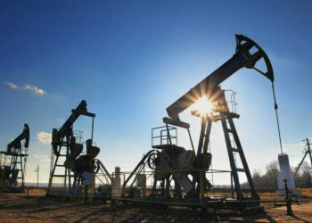 Oil gains after Trump cancels Chevron’s Venezuela license