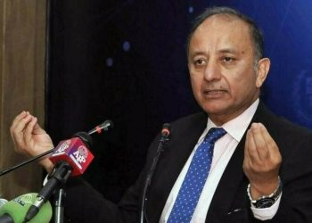 Pakistan to renegotiate Qatar LNG deal amid high costs, paper says