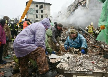 Russian missile strike kills at least one in Ukraine capital: Kyiv mayor