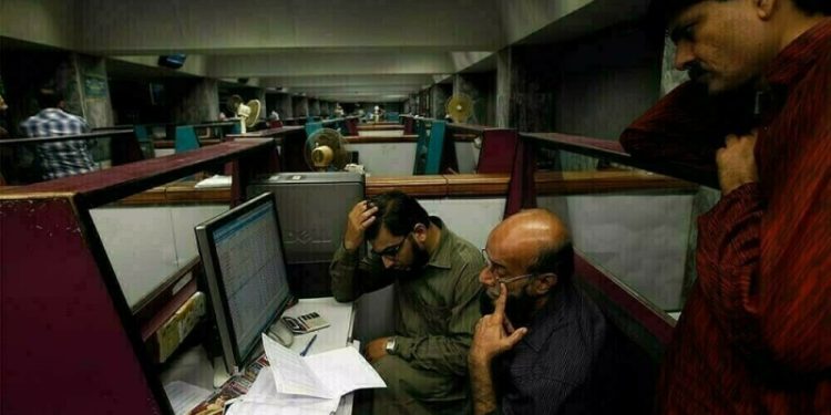 Selling continues, KSE-100 sheds over 2,200 points