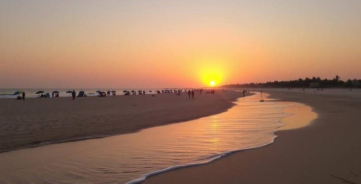 Six Best Karachi Beaches To Visit Under Budget