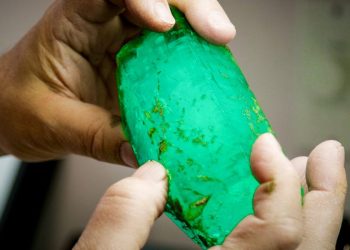 The fight for the $150 million emerald industry in Colombia
