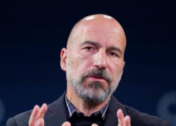 Uber's CEO said he still wants robotaxis — and he's keeping the door open for Musk