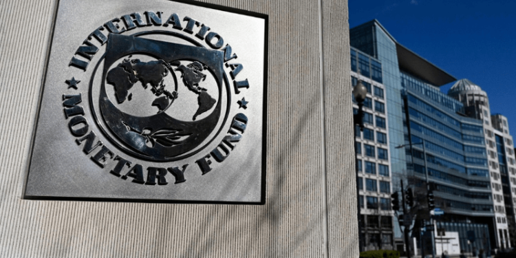 Govt expects no hiccups as IMF reviews targets