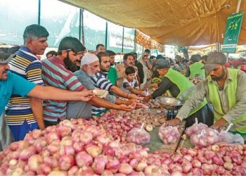 2 supermarkets in Islamabad’s DHA sealed for overpricing food items, 51 vendors arrested