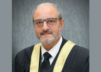 IHC judge softens tone on colleagues over Imran case transfer