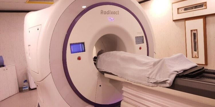 Edhi Foundation funds $4m equipment at Karachi’s JPMC for free breast cancer treatment