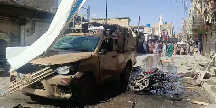 10, including FC soldier, injured in Quetta explosion: police