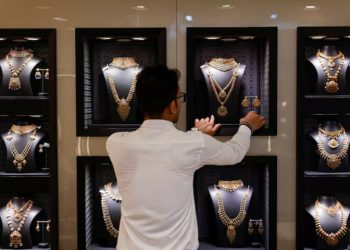 After the gold rush: Asian, Mid-East sellers flood jewellery market