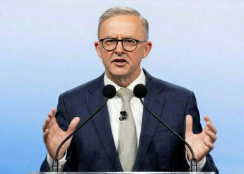 Australia unveils tax cuts in pre-election budget