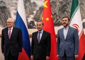 China, Russia back Iran as Trump presses Tehran for nuclear talks