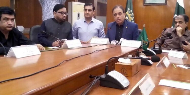 FPCCI urges govt to reverse cut in solar net-metering buyback rate - Markets