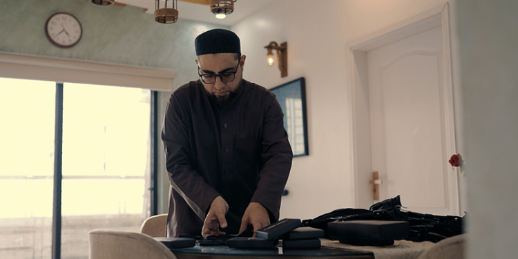 From Accounting to E-commerce: How Was Daniyal Bashir’s Journey Behind Bidoon Essma?