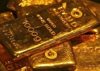 Gold set for third week of gains on global uncertainties, rate cut hopes
