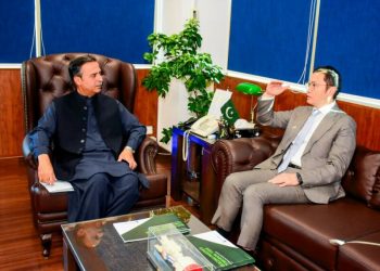 Hutchison Ports agrees to fast-track $1 billion investment: ministry