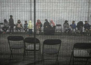 New Trump travel ban could bar Pakistanis, Afghans soon, sources say