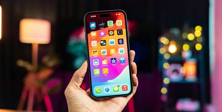 No More Phones in Class! Punjab Bans Mobile Phones in Colleges