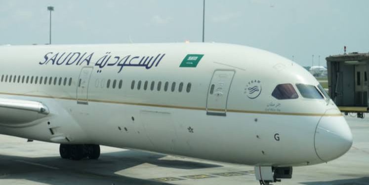 Pakistani Doctor Honored by Saudi Airlines for Saving Passenger’s Life Mid Air