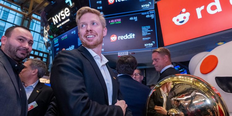 Reddit's ad revenue is growing faster than other social media platforms
