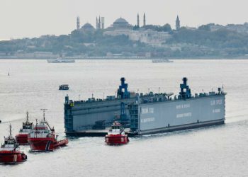 Russia, Ukraine agree to truce at sea and ban on energy attacks