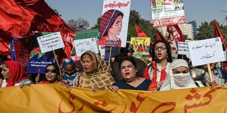 Senate passes resolution recognising challenges faced by women, urges greater economic inclusion